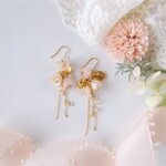 すずらんのピアス(イヤリング）ピーチベージュ