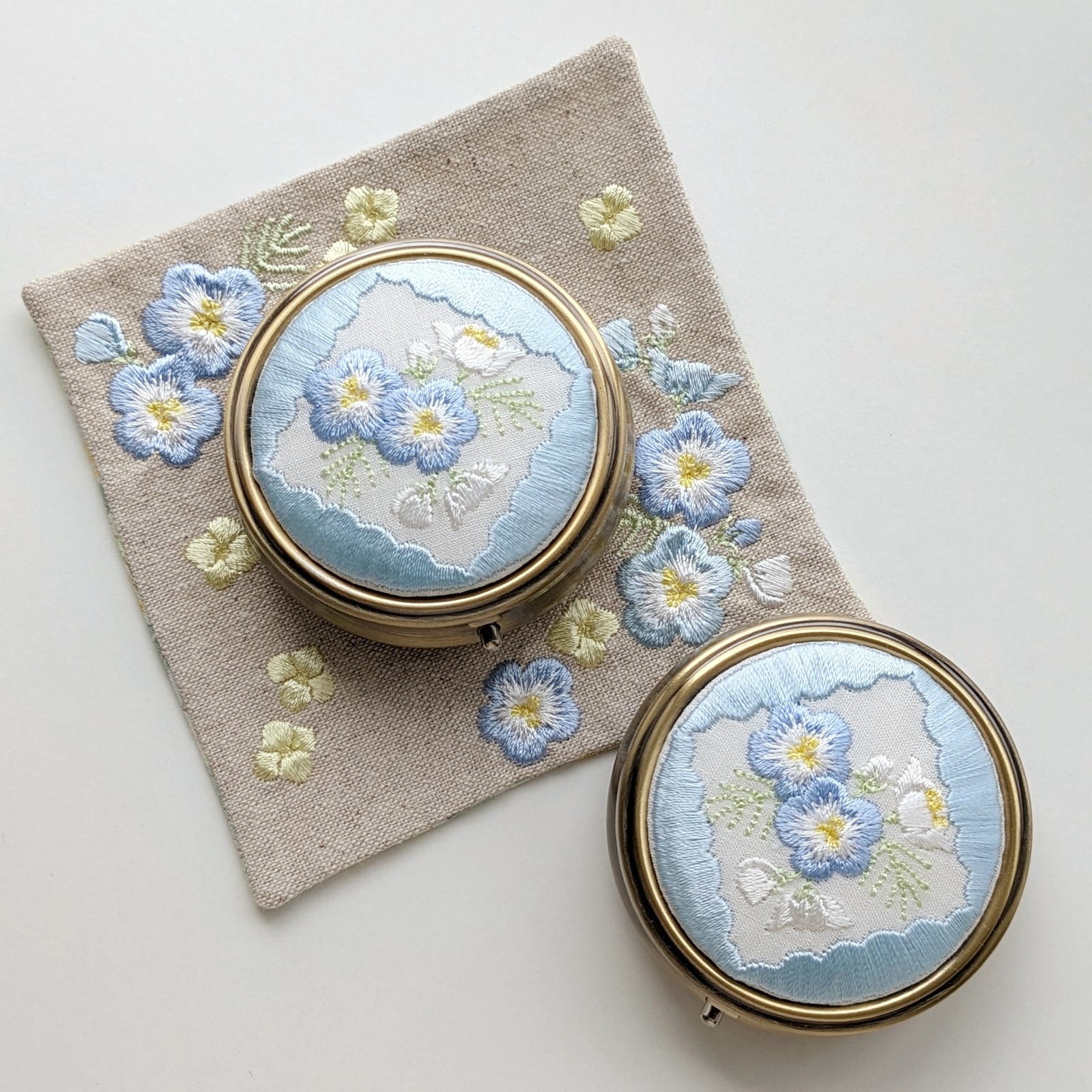 一点物○手刺繍フレーム 金魚と朝顔 - ララの花かんむり | minne