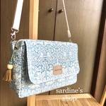 ウイリアムモリス生地（兄弟うさぎ）使用⭐︎お出かけポシェット（中）