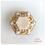 Rococo   ビーズ刺繍ブローチ