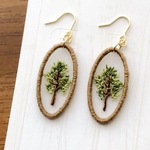 木のオーガンジー刺繍ピアス/イヤリング（手刺繍）