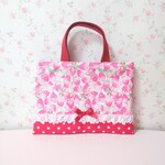 裏キルト☆いちごうさぎのミニレッスンバッグ☆ピンク×レッド☆