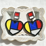 ❤️再販④❤️カラフルハートのアクセサリー　ピアス　イヤリング　昭和レトロポップ　大ぶり　ファンシー　イエロー　ブルー　赤　レッド　青　黄色　個性的　レトロガール　