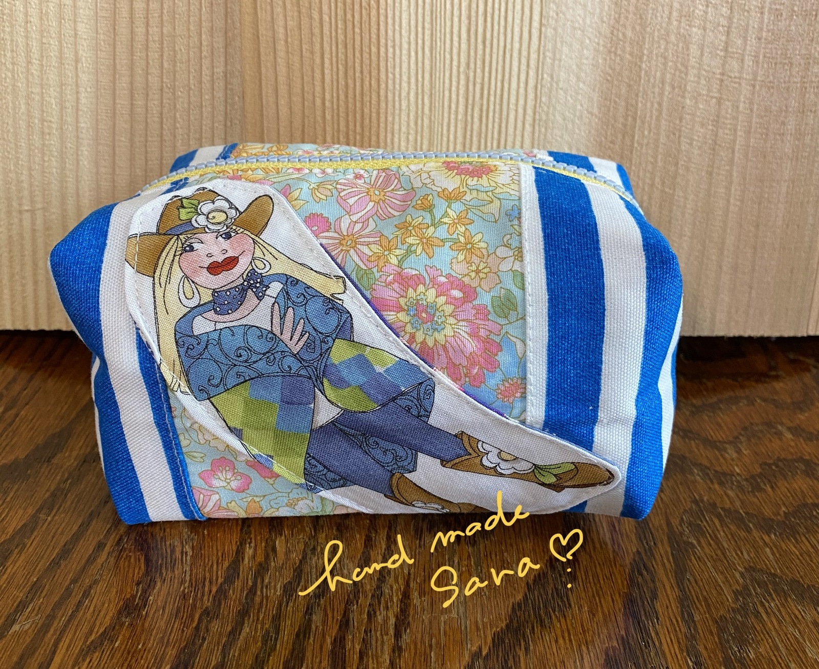 ★専用★ロラライハリス♡フラットポーチ♡hulala ロラライハリス(Hulala)ふんわりフラットポーチ