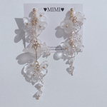 春ピアス　イヤリング　お花　フラワー　クリアホワイト