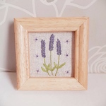 新作🌟刺繍フレーム💐ラベンダー　お花の刺繍　壁飾り インテリア雑貨
