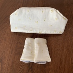 mhr-1207様☆専用　ベビービョルンonekaiair 抱っこ紐　よだれカバー　首回りカバー　ベビービョルン　さくらんぼ　無地　ライトグレー