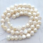 【約6～8mm　1連約33cm】淡水パールAA　ポテト～バロック　ホワイト