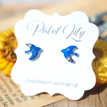No.51866 つばめ ツバメ 鳥 燕 シンプル 樹脂ピアス アレルギー対応 made by PISTOL LILY