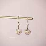 再販★ネイビー♡コーデュロイハートのゆらゆらパールピアス