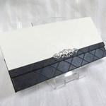 レザー風チケットケース　白×ダークグレー