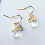 【華奢】ちゅるん雨粒ピアスイヤリングノンホールピアス