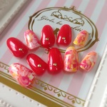華やかネイル