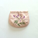 12㎝バネポーチ　くすみピンクリネンにワレモコウの刺繍