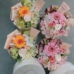★カラフルフラワーボックス★特別掲載【無料ラッピング】母の日花　フラワーギフト　プリザーブド　母の日ギフト　両親贈呈品　新築祝い　誕生日フラワーボックス
