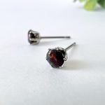 ブラックオパール×シルバー　シンプル立爪ピアス