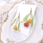 春を先取り♡アシンメトリーチューリップ⸜🌷︎⸝ ピアス、イヤリング✩.*˚