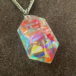 🌈ブルーレッドダイクロクリスタル形ガラスペンダント🌈