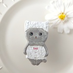 パンツにゃんブローチ【グレー猫】