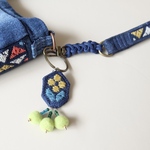 こぎん刺しレトロフラワーキーホルダー【花☺︎バッグチャーム☺︎刺繍】