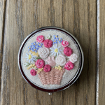 リネン生地刺繍ピルケース