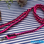 セール！パラコード手編み犬用リード　小型犬~中型犬20ｋｇ以下　ピンク✖黒