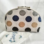 オシャレ！ 使いやすい！ と評判の 化粧ポーチ(小)
