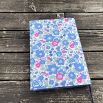 リバティ★A5ハードカバー用ブックカバー22. 3㎝★LIBERTY2022年春夏追加柄★Betsy★Neon Liberty