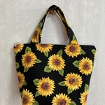 ２５センチファスナー使用保冷＋保温ランチバッグ(ヒマワリ　🌻　黒)