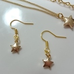 シンプルお星さまピアス お揃いのネックレスもあり。