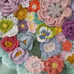 ^_− ☆新作お花いっぱい飾りクッション^_− ☆