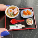 ミニチュア　月見蕎麦といなり寿司セット