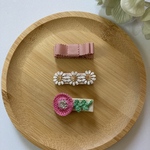 お花のベビー　ヘアクリップ