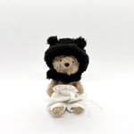 ふわくま・くま帽子［１０.５cm］／小さなぬいぐるみ／ハンドメイドミニチュアテディベア