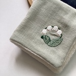 ガーゼハンカチ　すずらんの刺繍