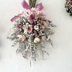ラナンキュラスと小花のスワッグ　ドライフラワー　誕生日プレゼント  引っ越し祝い　記念日　母の日ギフト