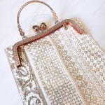 ★専用出品オーダー★がま口ピンクゴールド★抜群の高級感♡チューリップがま口〜春ホワイト魅惑のフランス&インド刺繍レース❤︎フォーマルバッグ　小さめバッグ　パーティーバッグ