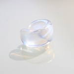 月の光のイヤーカフ：波動玉®（第８チャクラ）【現品一点物・超レアガラス使用】