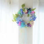 カラフルな紫陽花のリース