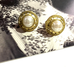90s AMERICA VINTAGE EARRING  USA ボリューム　パールヴィンテージ　イヤリング　アンティーク  クラシカル　フラワー　大ぶり　クリップ　ナチュラル　