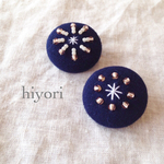 ビーズと刺繍のブローチ