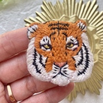【再販】虎のフェイス手刺繍ブローチ/ヘアゴム /コサージュ