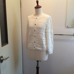 綿麻の白いカーディガン