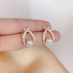 ピアス　アクセサリー　パール　パールピアス　結婚式　ブライダル　ウェディング　シンプル　フォーマル　ギフト　ラッピング　小ぶり　お呼ばれ　S-0091