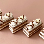 ミニチュア　長方形チョコケーキ