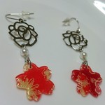 和柄 桜と薔薇のピアス