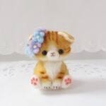 ｟受注制作｠🌷送料無料🌷花冠のスコティッシュちゃん🌷💗羊毛フェルト　茶トラ　あじさい　猫　