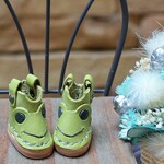 ☆ミディ　靴　カエルペコスブーツ　ライトグリーン　黄緑　ブーツ　長靴　☆　ミディブライス　オビツ１１　☆牛ヌメ革　ドール