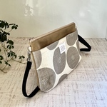 あんぱん柄のポシェット　グレー