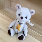 ハンドメイド　小さなクッキーベアクマテディベア風ぬいぐるみ🧸